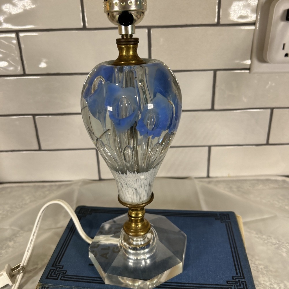 Vtg St Clair Art Glass Lamp Paperweight Lamp Bubbles Flowers Blue White